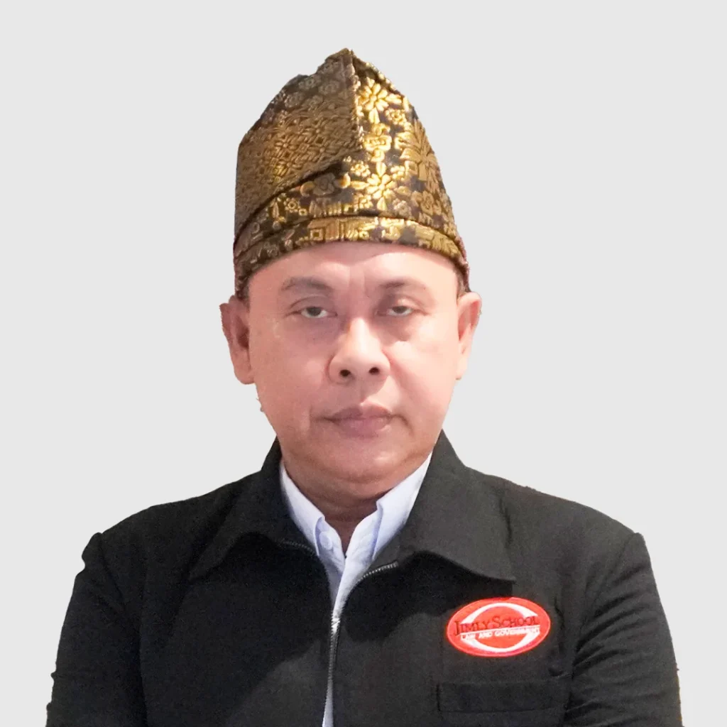 Prof. Dr. M. Khoirul Huda,  S.H., M.H., C.C.D., C.M.C., C.P.C.D.